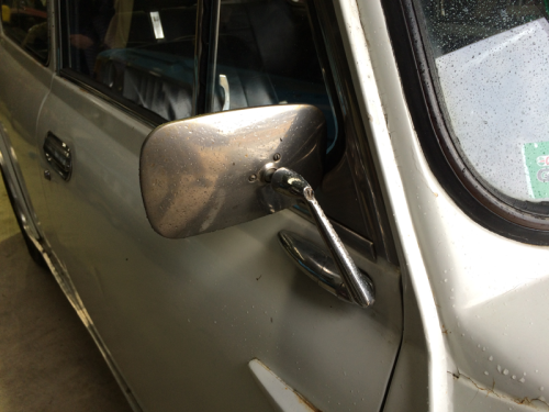 Leyland-Mini-Clubman-GT-Australia-side-wing-mirror.png